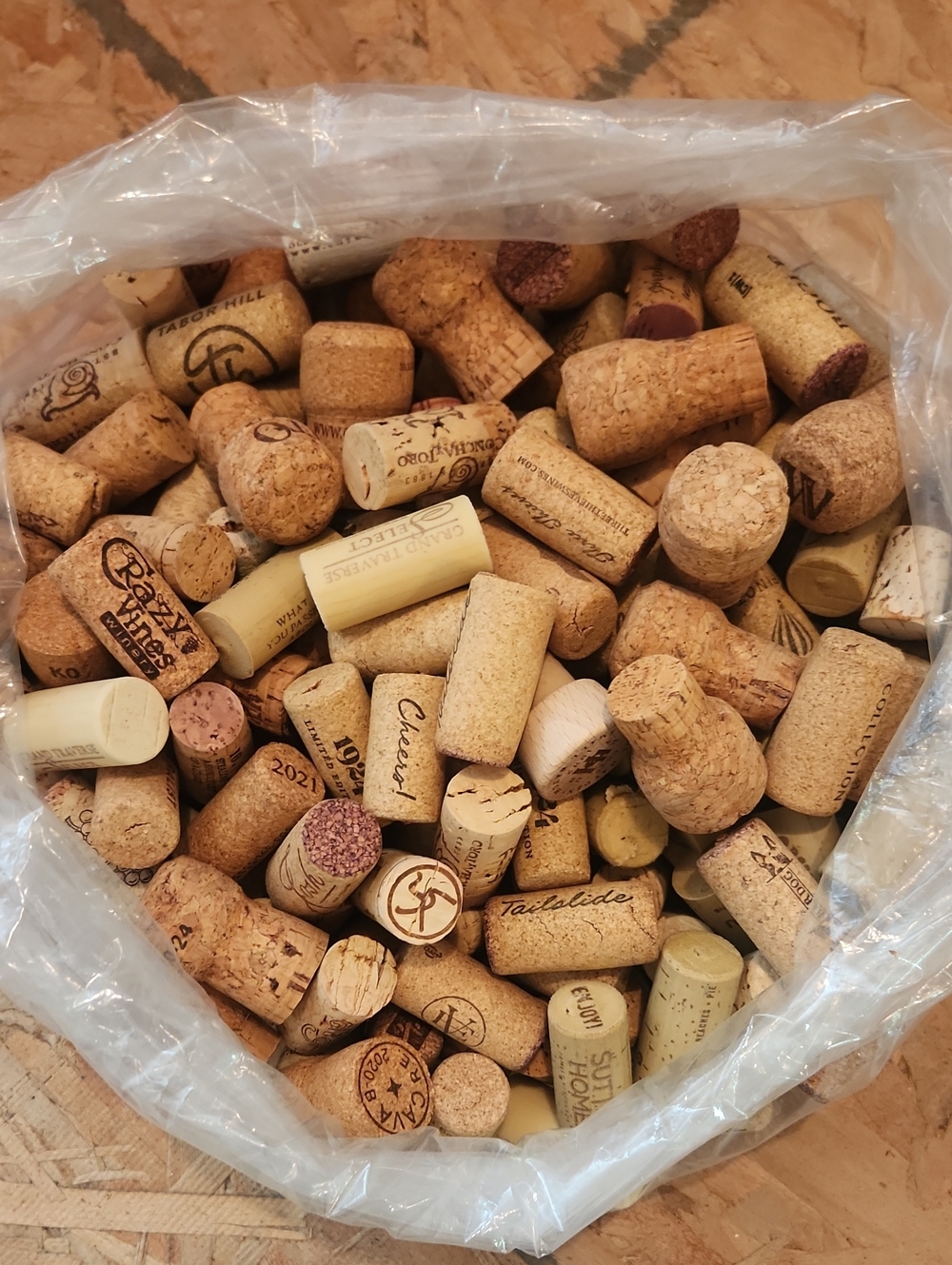 Bulk Wine Corks Bag